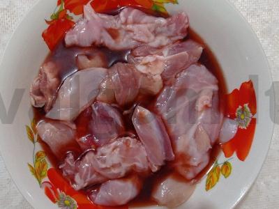 Kvapnus triušio ir kiaulienos paštetas su konjaku ir madeira Žingsnis 1