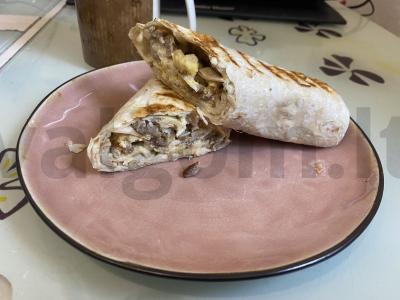 Tortilija su įdaru „Lick Your Fingers“ pagrindine nuotrauka