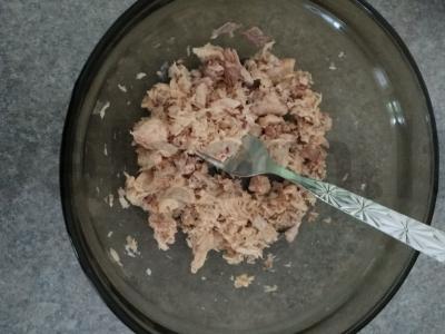 Lašišų ir kukurūzų salotos Žingsnis 3