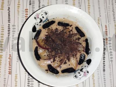 Lino košė su slyva ir kartoku šokoladu pagrindine nuotrauka