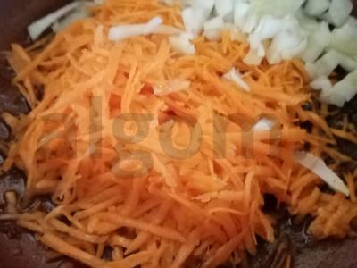 Sriuba su perlinėmis kruopomis ir vištienos kukuliais Žingsnis 2