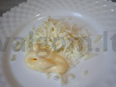 Tostai su kiaulienos faršu, mocarelos sūriu ir dorblu Žingsnis 2