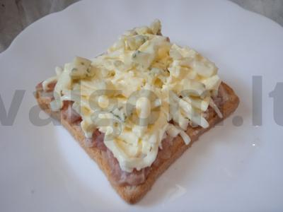 Tostai su kiaulienos faršu, mocarelos sūriu ir dorblu Žingsnis 3