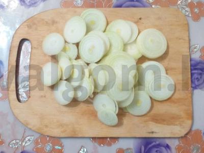 Tradiciškas kiaulienos šašlykas su actu, majonezu ir svogūnais Žingsnis 2