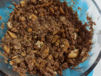 Šokoladinis dešrainis iš sausainių, kakavos ir sviesto Žingsnis 5