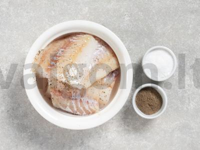 Švelni menkė su daržovėmis Žingsnis 1