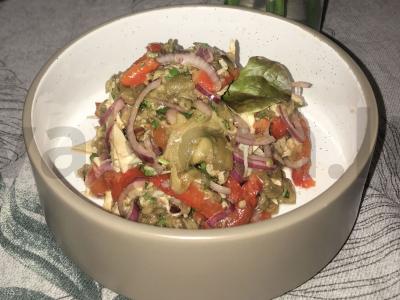 Acecilis — salotos su keptais baklažanais pagrindine nuotrauka