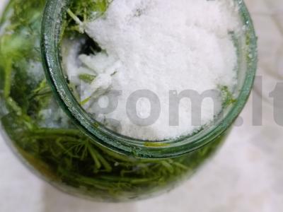 Sūdyti agurkai žiemai Žingsnis 3