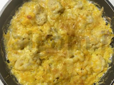 Sultinga apkepėlė su žiedine kopūstu ir moliūgu pagrindine nuotrauka