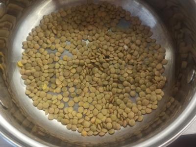 Vištienos sufletė su žalia lęšių Žingsnis 1