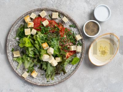 Cezario salotos be mėsos Žingsnis 2