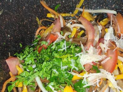 Salotas „Baklažanai pagal korėjietiškai“ su sezamų aliejumi Žingsnis 3