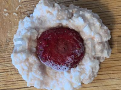 Varškės-jogurto saldainiai su braškėmis Žingsnis 5