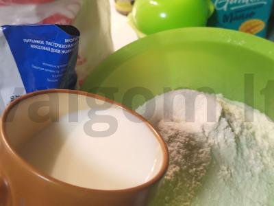 Blynai ant verdančio vandens be kiaušinių Žingsnis 2