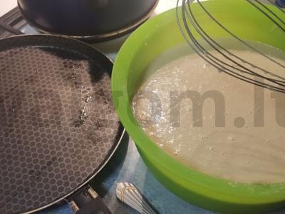 Blynai ant verdančio vandens be kiaušinių Žingsnis 6