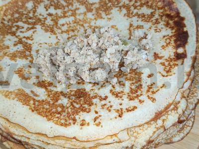 Įdaryti blynai su mėsa Žingsnis 10