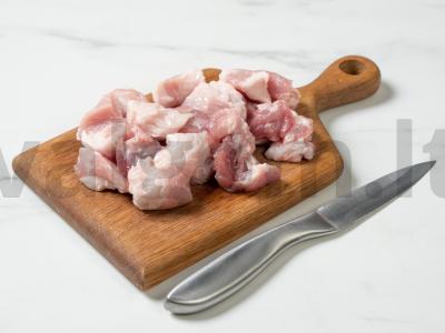 Mėsa su padažu keptuvėje Žingsnis 1