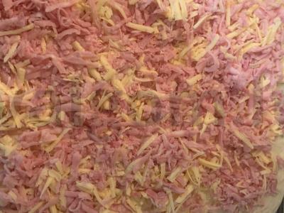 Šoninės ir sūrio „Sukta“ lazdelės Žingsnis 4