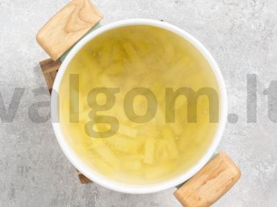 Sriuba su sardinėmis Žingsnis 1