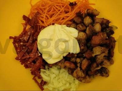 Sotūs salotas su sūrio rūkyta dešra ir triušiu Žingsnis 3