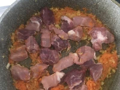 Makaronų plovas Žingsnis 1