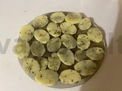 Namų bulvių traškučiai su itališkais prieskoniais Žingsnis 6