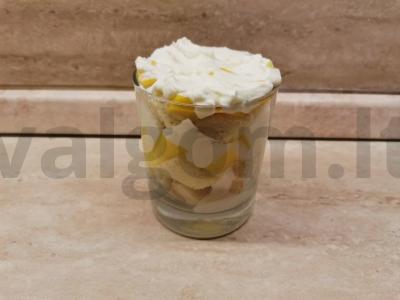 Švelnus trifle su mangais pagrindine nuotrauka