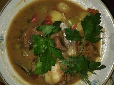 Veršienos šuliumas su bulvėmis pagrindine nuotrauka