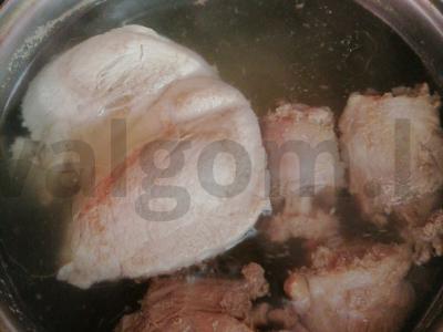 Šči su kepta kopūstu Žingsnis 1