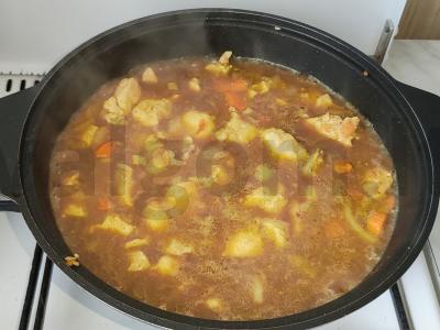 Plovas su vištienos filė, prieskoniais ir krapais Žingsnis 4