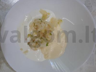 Česnakinis-grietinės padažas Žingsnis 3