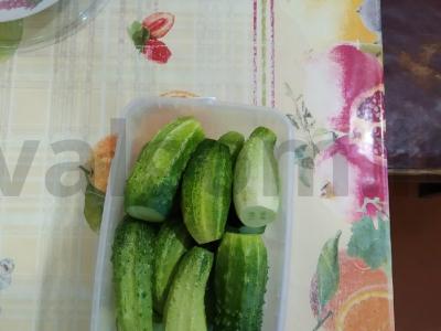 Sūdyti agurkai žiemai Žingsnis 3