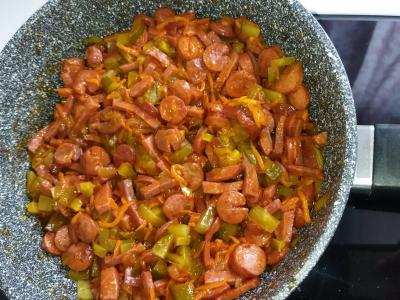 Sultinys su dešra mėsos sultinyje Žingsnis 2