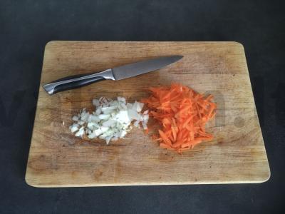 Vištienos makaronai su žolelėmis Žingsnis 2