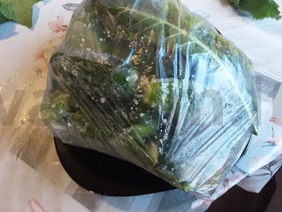 Greitai sūdyti agurkai maišelyje Žingsnis 3