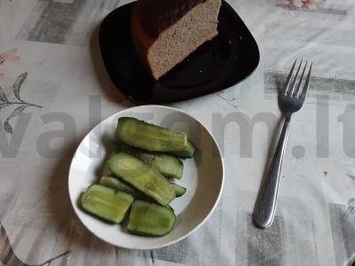 Greitai sūdyti agurkai maišelyje pagrindine nuotrauka