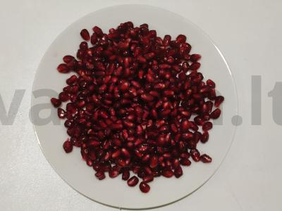 Naudingas salotas su ananasais ir apelsinais Žingsnis 1