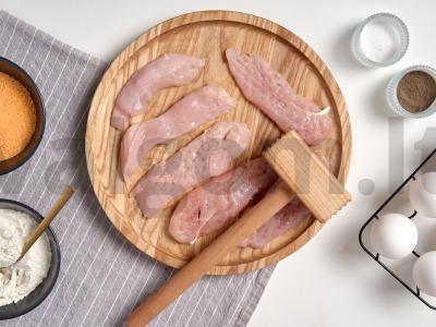 Kalakutienos filė nuggetai kukurūzų aliejuje Žingsnis 1