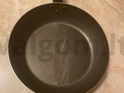 Mėsos padažas garnyrui „Trys didvyriai“ Žingsnis 1