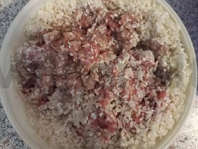 Vynuogių lapų dolma su padažu ir bulvėmis Žingsnis 2