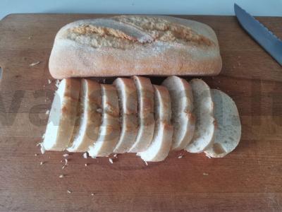 Sumuštiniai su silkių lašiša ant mini baguette Žingsnis 1