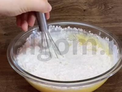 Kvapnus keksiukas su razinomis Žingsnis 2