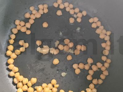 Lęšių ir avinžirnių pasta su moliūgu Žingsnis 1