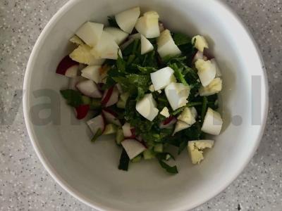 Burokėlių sriuba su agurku ir ridikėliais Žingsnis 1