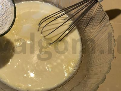 Blynai ant vandens su uogiene Žingsnis 2