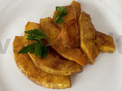 Kepta moliūgų su cinamonu ir cukrumi pagrindine nuotrauka