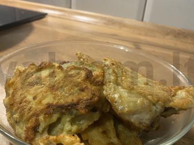 Kepta plokščia žuvis su plutele pagrindine nuotrauka