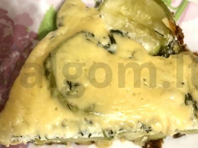 Cukinijų apkepas su sūriu lėtoje viryklėje pagrindine nuotrauka