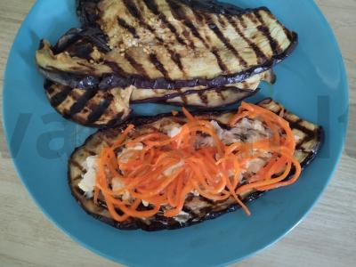 Baklažanų ritinėliai su sūriu ir morkomis Žingsnis 4