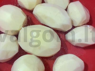 Šonkauliai su bulvėmis orkaitėje Žingsnis 1